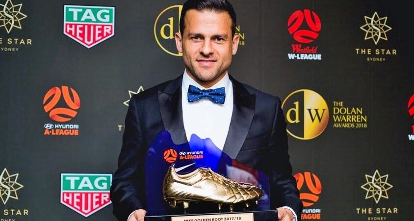 Beşiktaş’ın eski yıldızı, Sydney FC’nin golcüsü Bobo’ya  altın ayakkabı
