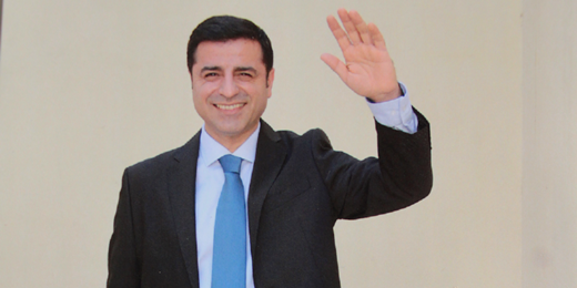 Cumhurbaşkanı adayı Demirtaş: Gelin el ele verelim, bu korkunç kutuplaşmayı demokrasi ve kardeşliğin düğününe dönüştürelim