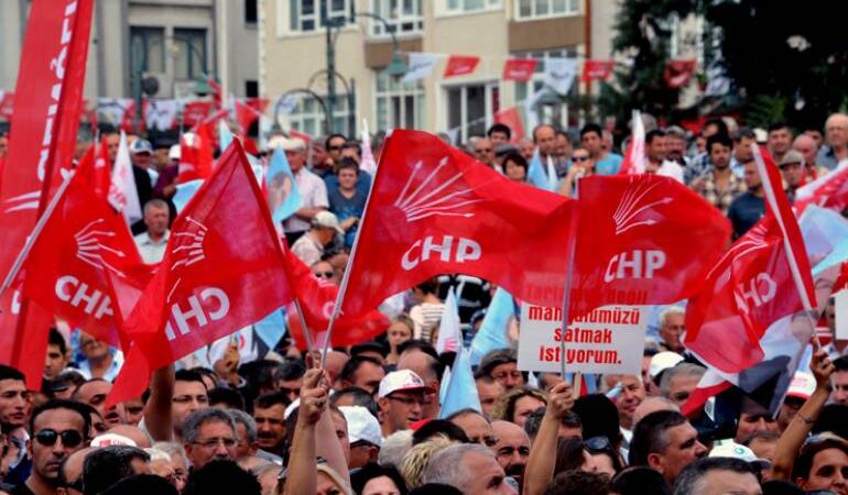 CHP seçmeninin yüzde 54’üne göre 15 Temmuz bir ‘darbe’ değil ‘mizansen’