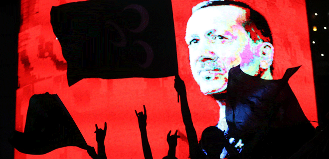 KARAMOLLAOĞLU: 15 TEMMUZ’U CİDDİ ELE ALIRLARSA AKP’NİN YÜZDE 70’Sİ İÇERİ GİRER