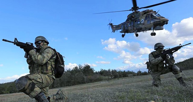Financial Times :‘Kandil operasyonu’ bir seçim taktiği
