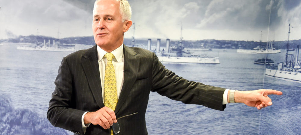 Başbakan Turnbull’dan, Avustralya askerlerinin Afganistan’da Nazi bayrağı açmasına tepki