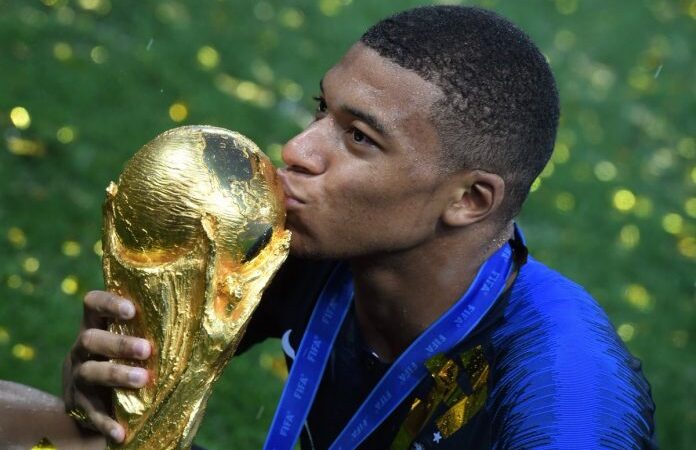 Mbappe,Dünya Kupa’sından elde etteği tüm gelirini çocuklara bağışladı
