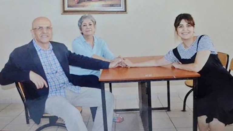 Oya Berberoğlu: CHP’den beklerdim, AYM ve Yargıtay önünde ben eylem yapacağım