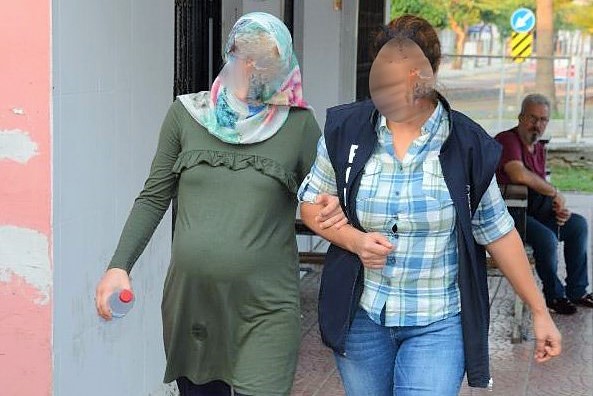 AKP kadınlara zülme devam ediyor: Cezaevindeki hamile kadın düşük tehlikesiyle hastaneye kaldırıldı