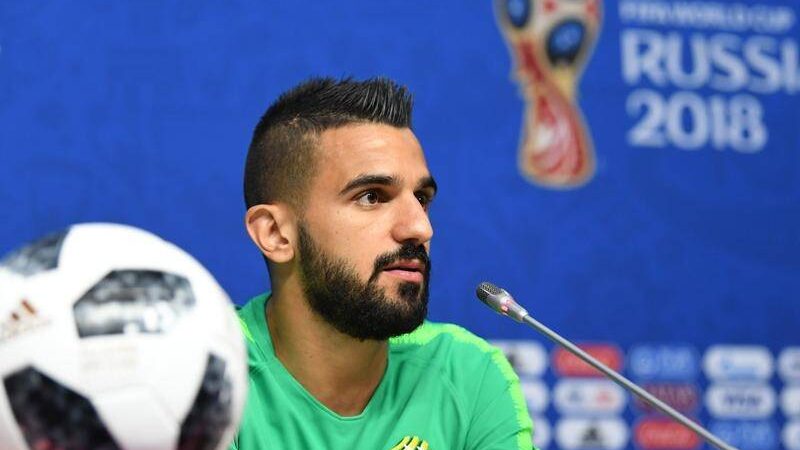 Aziz Behich, PSV Eindhoven ile 3 yıllık sözleşme imzaladı.