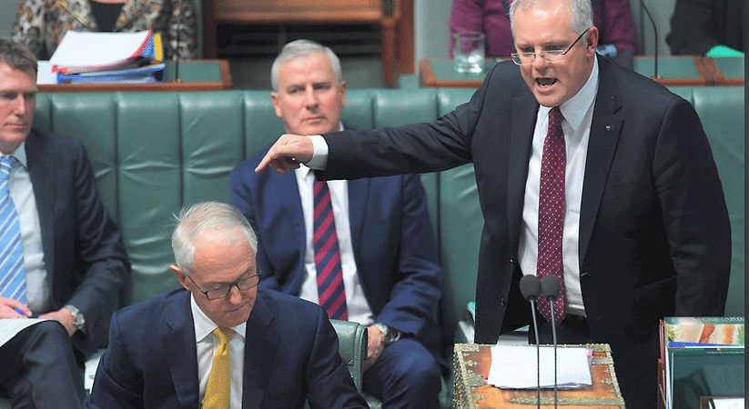 Turnbull, başbakanlıktan sonra, Milletvekilliğinden de istifa etti