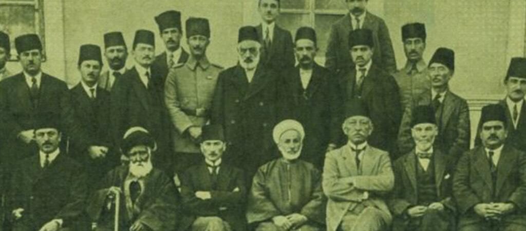 Havuz Yazarı: Erzurum ve Sivas kongrelerini Atatürk toplamadı, eşek olduğumuz için bilemedik