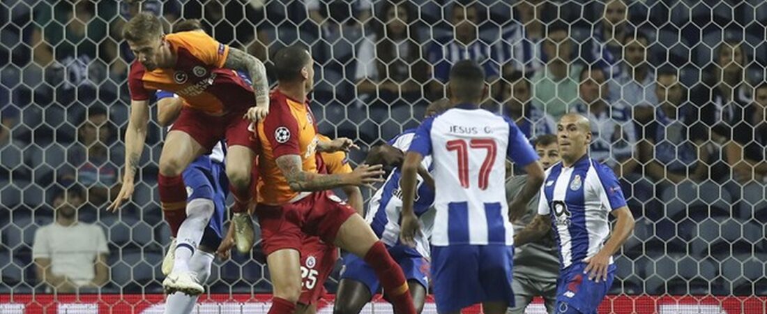 Galatasaray, Porto deplasmanından 1-0 yenik ayrıldı