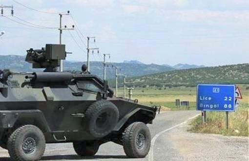Lice’de askerlerin kapılarında beklediği mahalleliler: Zor durumdayız, bize yardım edin