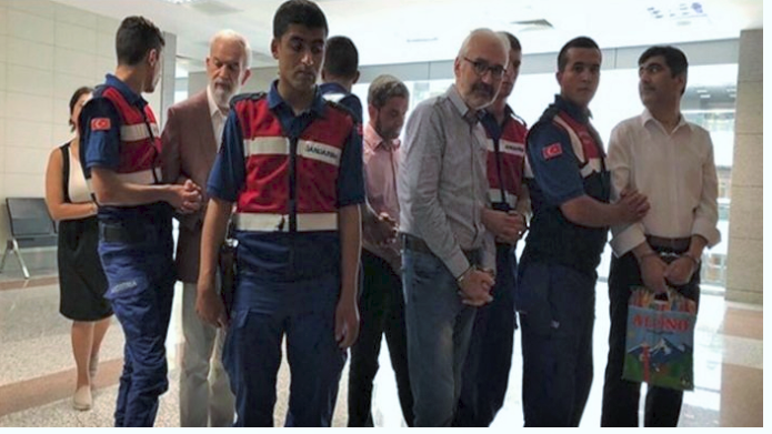 MUSTAFA ÜNAL’DAN MEKTUP VAR: ONLAR GÜÇLÜ BEN HAKLIYIM