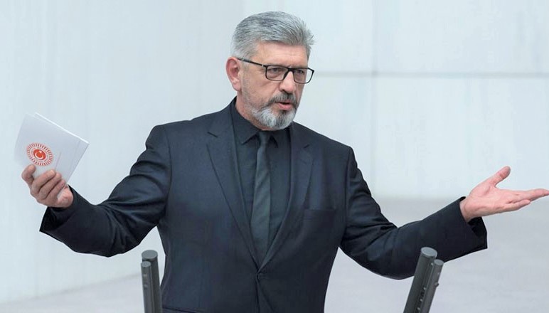 Cihangir İslam, TBMM’de AKP’lilere:Vatandaş sizlere, ‘ocakları sönsün, soyları kurusun, Allah belalarını versin’ diyor