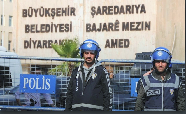Yerelde de MHP ile ittifak: AKP Doğu ve Güney Doğu’da Kayyım adaylarla seçime giriyor