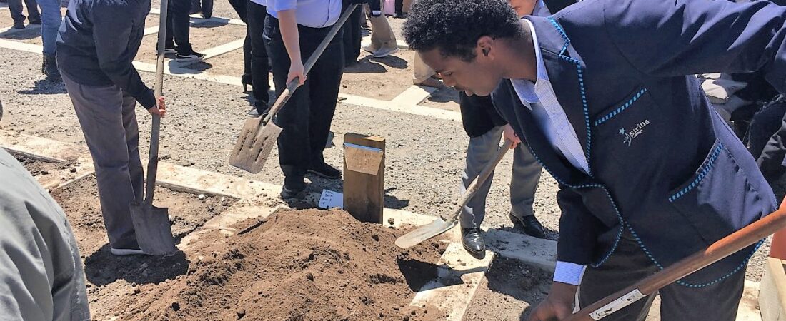 Selimiye Vakfı Onursal Başkanı İbrahim Dellal, dualarla defnedildi