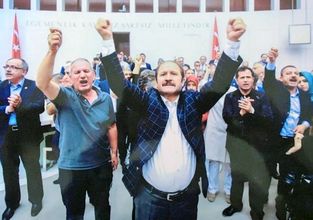 AKP’li Ramazan Can: Gülen’e gittim, yükselme o yolla oluyordu