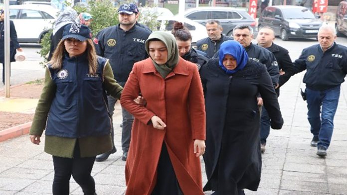 Gerekçe, KHK’lılara yardım: Ev kadınlarına kuru gıda operasyonu