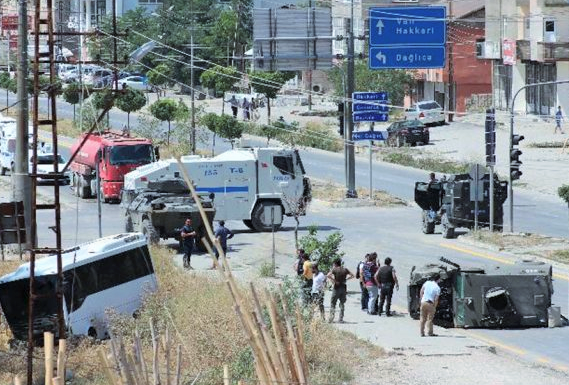 4 kişiyi öldüren polise ‘az ceza’ gerekçesi: Acemi ve yorgundu