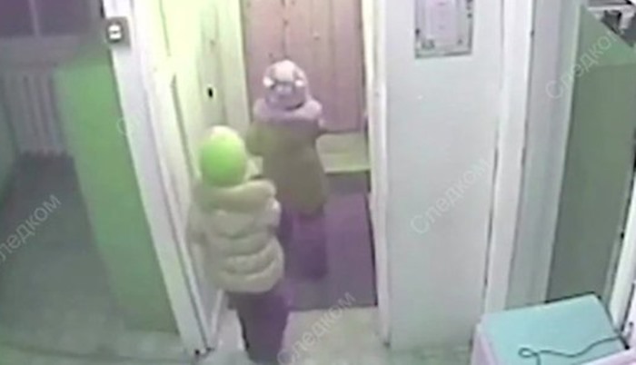Sibirya’da kreşten kaçan beş yaşındaki iki kız -45 derecede hayatta kaldı