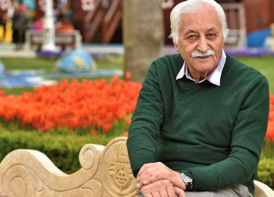 Bakiler’in eşi: Yavuz Bülent Bakiler üstadın vefatı ile ilgili haberler doğru değildir, durumu çok iyi