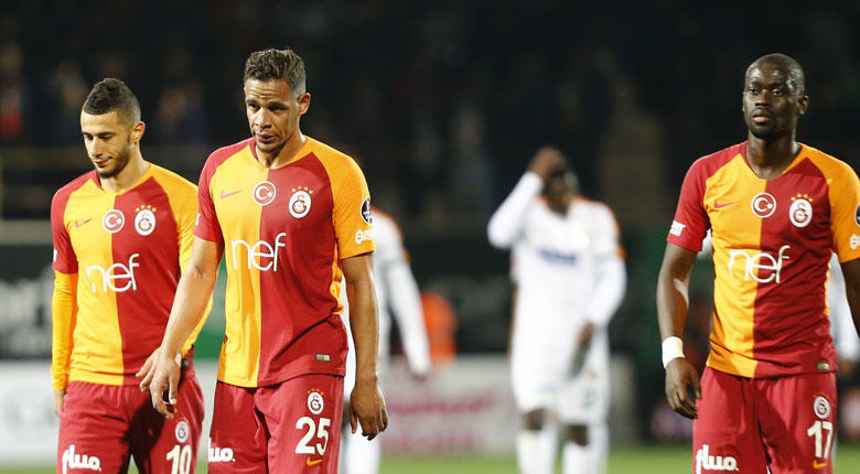 Galatasaray, Alanya’da yara aldı