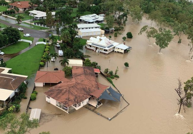 Townsville flood zone could face ‘tornado’-strength winds, more rain as records tumble
