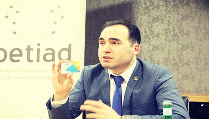 Belçika’daki Aktrole ceza yağdı: Hizmet Hareketi gönüllüsüne saldırına 2 yıl hapis, 5 bin euro ceza