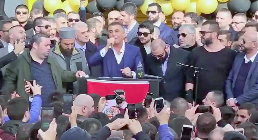 Sedat Peker AKP ve MHP’ye seçim desteği: İmkânı olan ruhsatlı silah alsın, hazırlıklı olsun