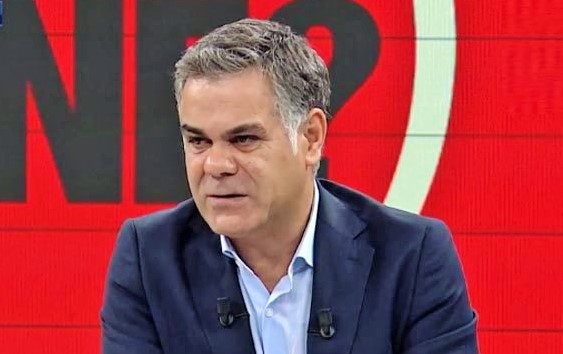 Kabataş Yalanı’ndan sonra Taksim Yalanı: Havuz Yazarı “Ezanı ıslıkladılar” diyerek,önce hakaret etti sonra özür diledi