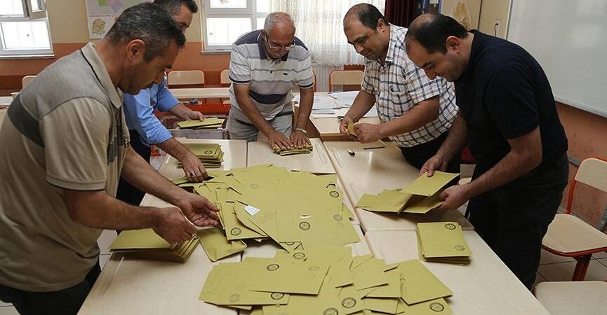 Türkiye bugün geçime gidiyor : Seçim günü tüm Türkiye’de 553 bin personel görev yapacak