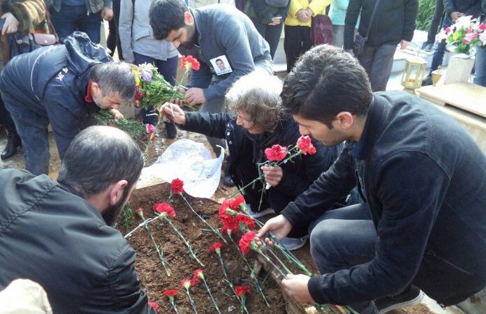 AKP zulmünden kaçarak, Meriç’te hayatını kaybeden Mahir Mete Kul, Atina’da toprağa verildi