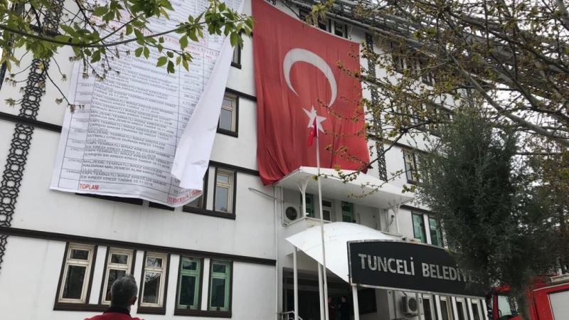 Tunceli Belediyesi: Gelir gider tablosunu belediye binamıza asarak, halkımızın bilgisine sunduk