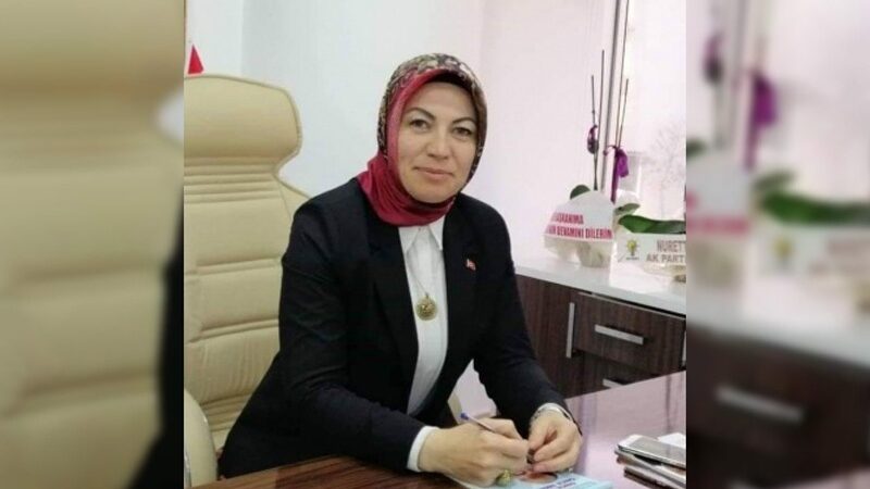‘Belediyede ne iş yaptığı bilinmeyen’ AKP Kadın Kolları Başkanı istifa etti
