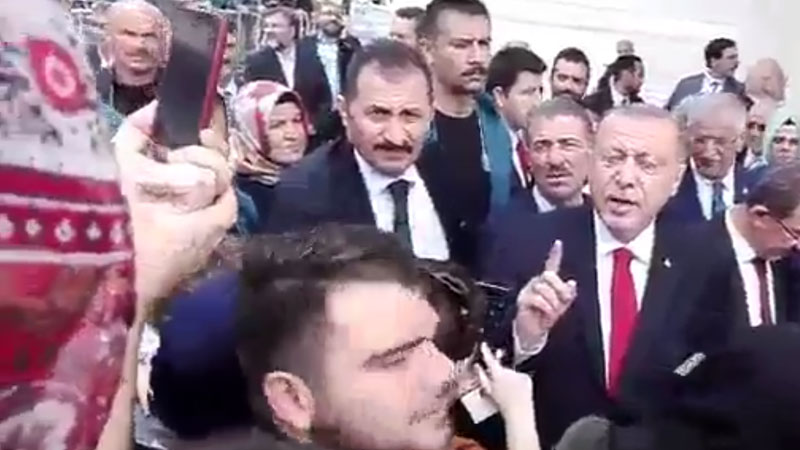 ‘Erdoğan’dan iki üniversite bitirdim işsizim’ diyen mağdur kadına skandal cevap: Kocan ne yapıyor?