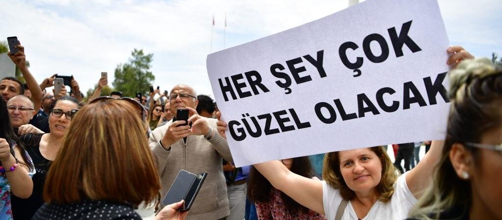 Ekrem İmamoğlu için seferberlik: Bir günde 5 milyon TL toplandı