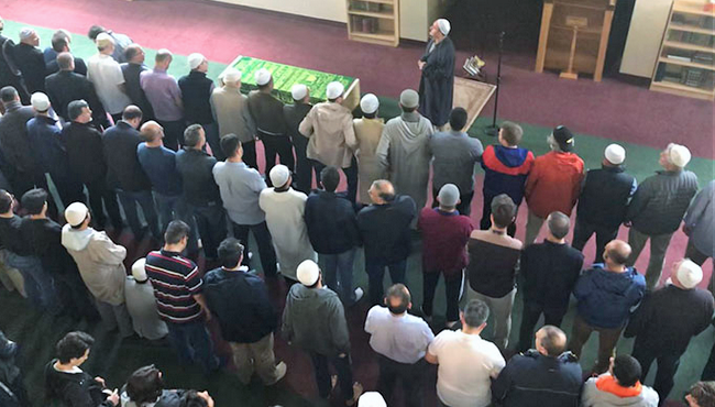 Kanada’da vefat eden Hizmet Gönüllüsü Halit Ünal, Ottawa’da toprağa verildi