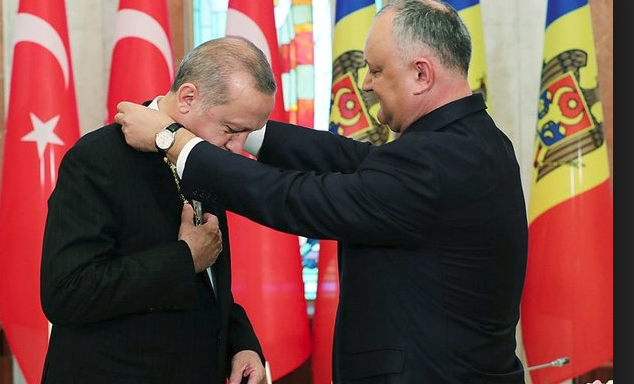 Moldova’da hükümet kurma krizi: Cumhurbaşkanı Dodon görevden azledildi