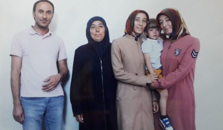 Kanser hastası iki kız kardeş ikinci kez tutuklandı: Raziye Koç’un kocası da tutuklu, bebek hasta annenin koğuşunda