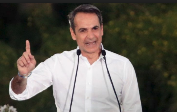 Yunanistan’da erken seçimi muhafazakâr Yeni Demokrasi Partisi kazandı