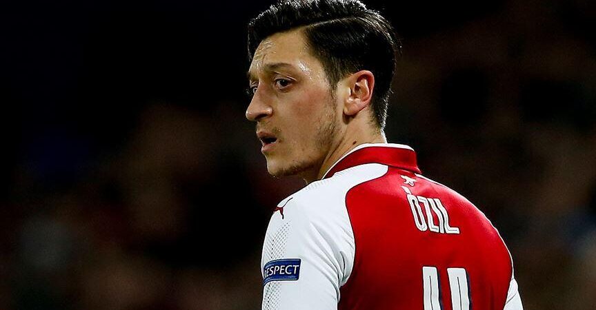 Mesut Özil ‘güvenlik gerekçesiyle’ Newcastle United ile yapılacak maça alınmadı