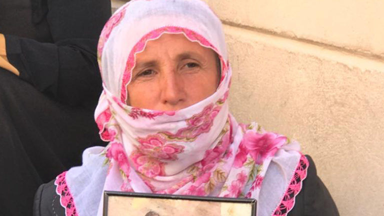 HDP önüne götürülen anneye taziye evi bile verilmedi