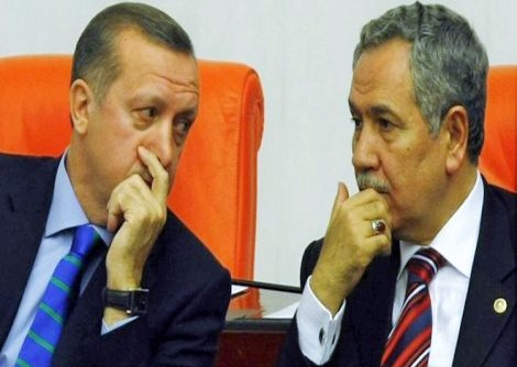 “KHK’lılara acıyorum” diyen Bülent Arınç’a tepki: Siz kendinize acıyın, üç kuruşa muhtaç ol inşallah