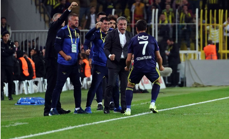Sarı-Lacivertli takım, evinde attığı 5 golle zirveye doğru ilerliyor