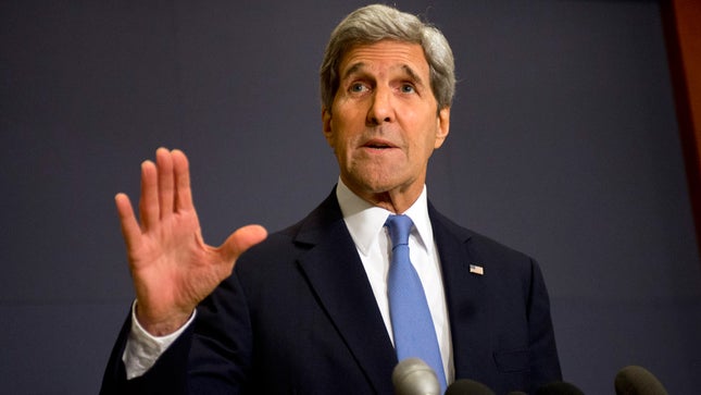 ABD eski Dışişleri Bakanı Kerry: Başkan Kürt müttefiklerine ihanet etti