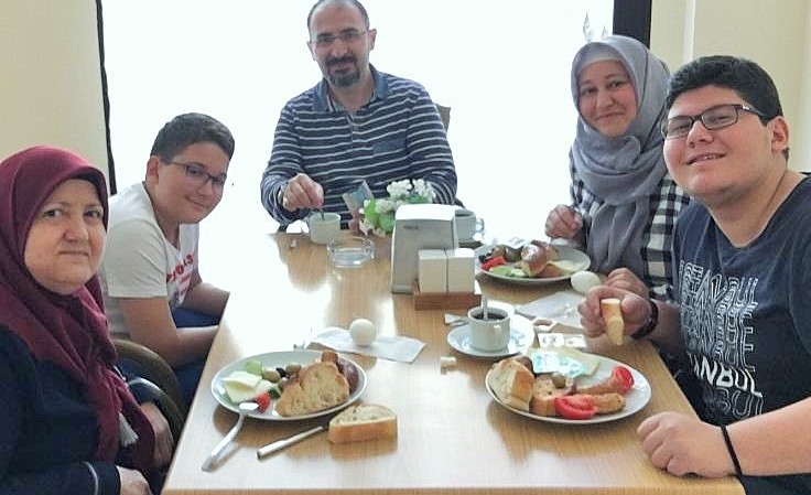 AKP’nin zulmünden kaçmışlardı: Ege’de boğularak şehit olan anne, kızı ve torununun yeni fotoğrafları