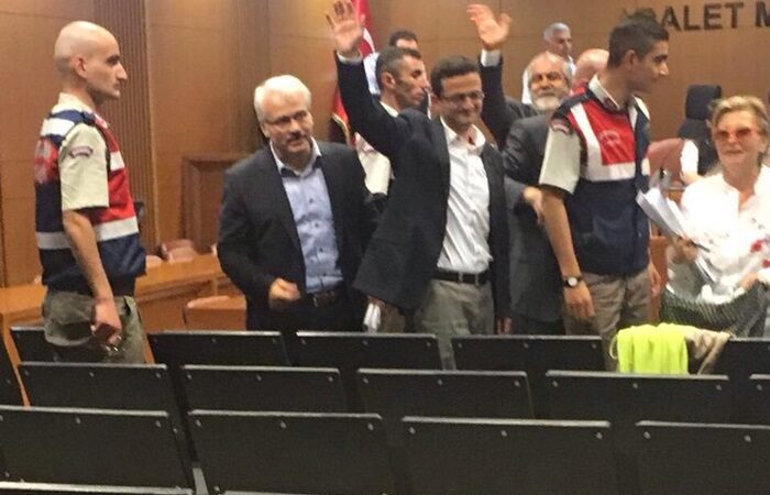 Yargıtay’ın bozduğu tutuklu gazeteciler davası yeniden görüldü; Yine tahliye yok