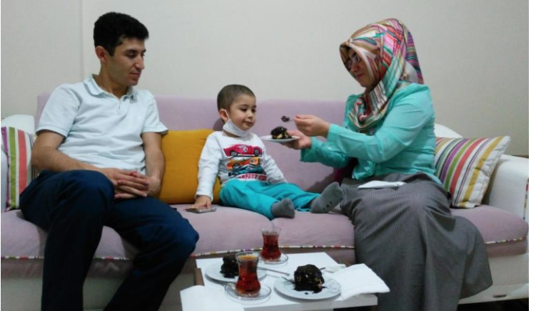 Gerekçe Bylock: Lösemi tedavisi gören Akif’in anne ve babasını aynı anda tutukladılar