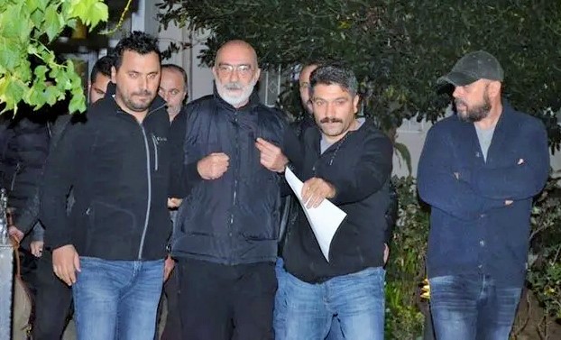 Ahmet Altan, polisleri böyle karşıladı: Beni çok güzel yakaladınız