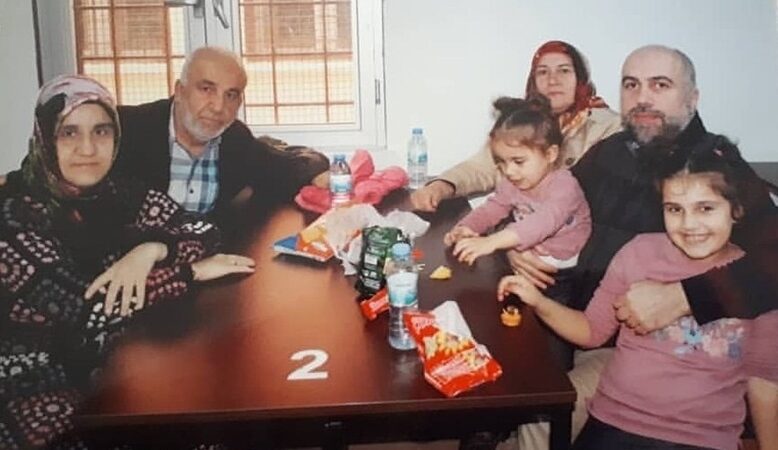 Tutsak, Enes Civelek’ten eşine: Rabbim sabrımızla imtihan ediyor bizi, Ya Sabur!