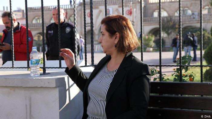 Kızıltepe HDP Eş Belediye Başkanı Nilüfer Elik Yılmaz tutuklandı