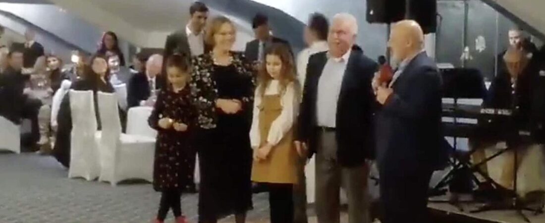Perinçek ve Saray’ın işadamı, Ethem Sancak’la sahne aldı